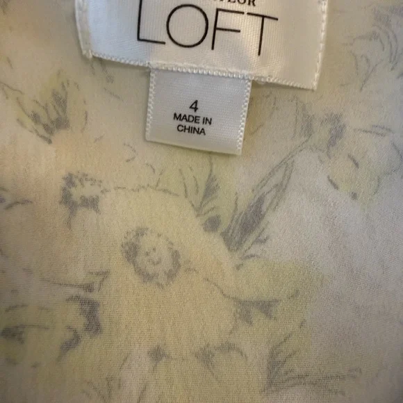 Yellow Floral Ruffle Neck Blouse Tank Top LOFT Size 4 Feminine Spring - Picture 4 of 8